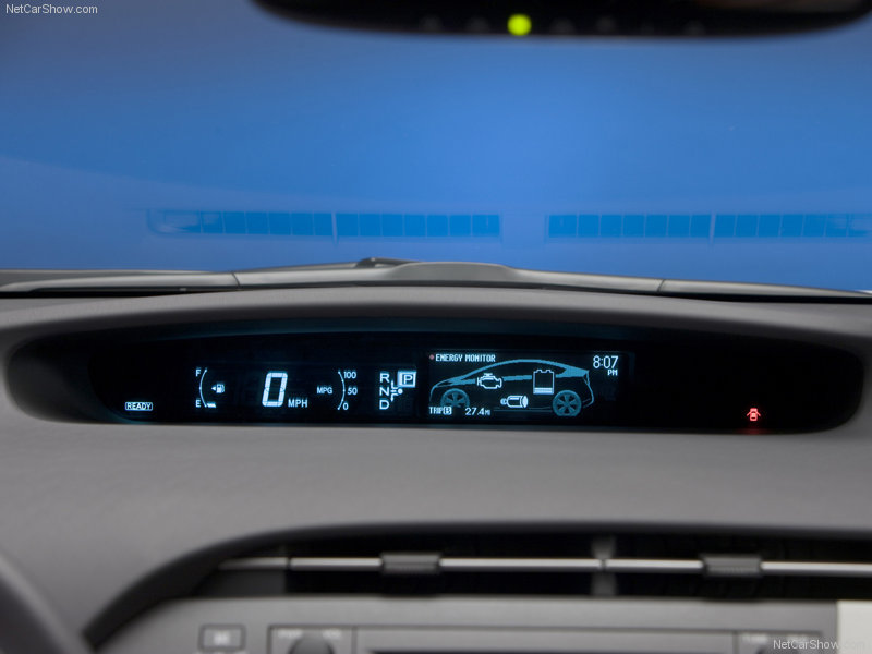 Illustration for article titled New Prius Hybrid Dashboard Photos